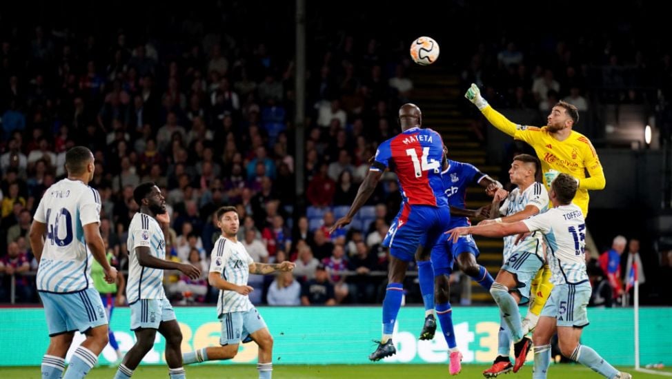 Crystal Palace And Nottingham Forest Play Out Goalless Draw At Selhurst Park