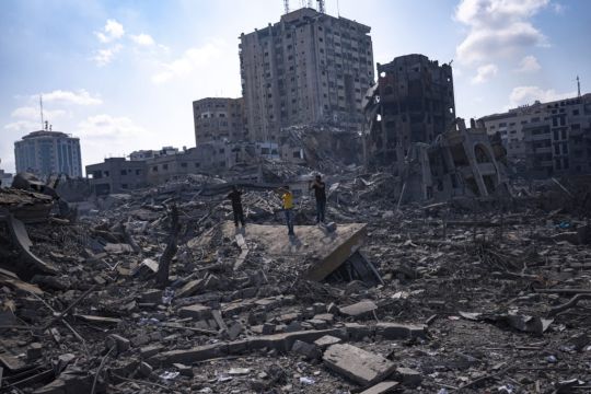 Israel Pounds Gaza Neighbourhoods As People Scramble For Safety