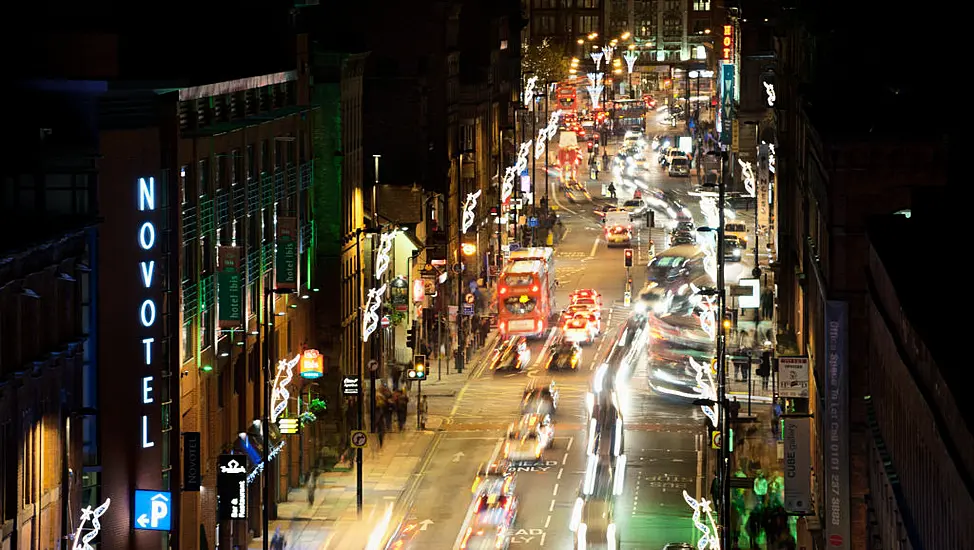 Google To Trial Ai In Uk Traffic Light Systems To Reduce Stop-And-Go Emissions