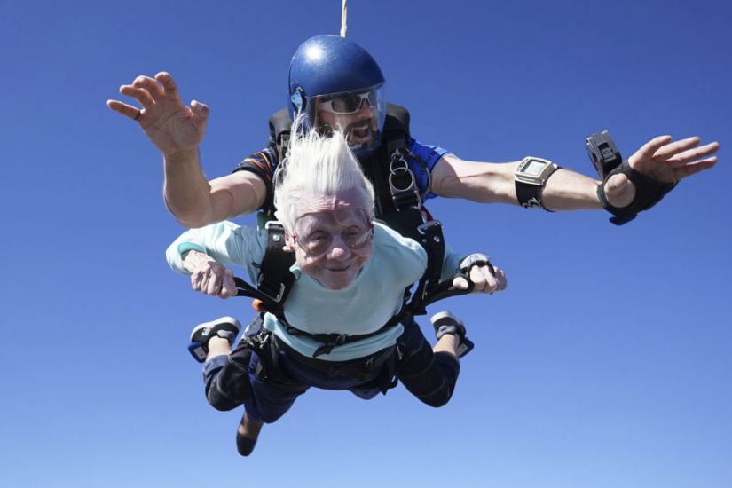 104-Year-Old Chicago Woman Dies Days After Skydive Record Attempt
