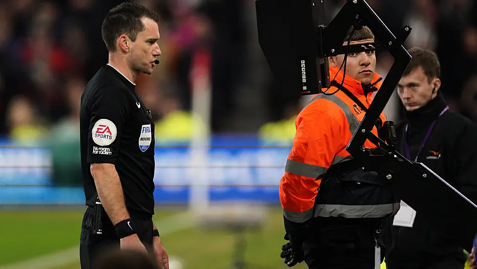 Lawmakers Could Allow Audio Between Referees And Vars To Be Available Live