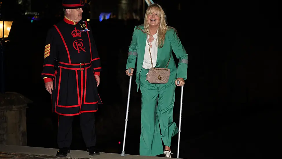 Penny Lancaster Suffers Knee Injury While On Tour With Husband Sir Rod Stewart