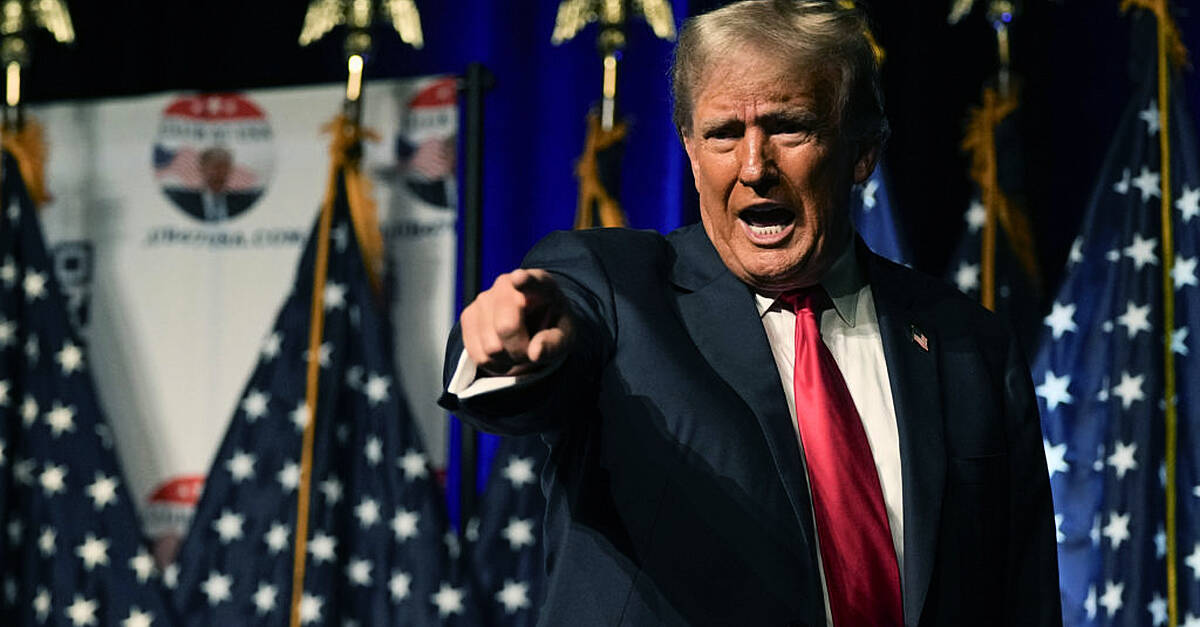 Trump executive says ‘presidential premium’ was floated to boost net worth