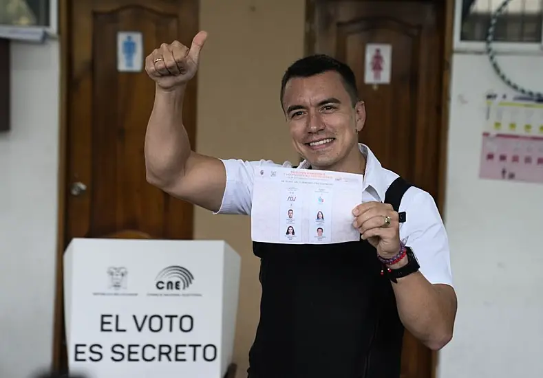 Heir To Banana Fortune Wins Ecuador’s Presidential Election