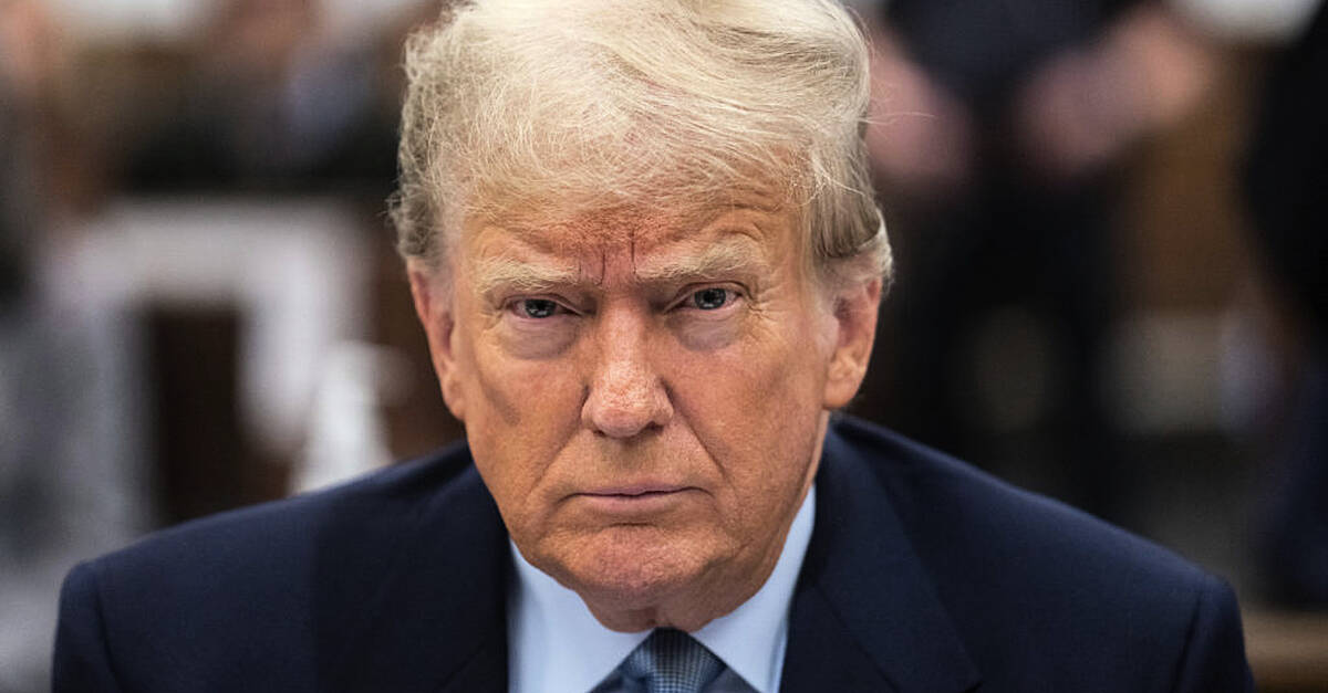 Trump asks judge to pause gagging order in election case while he pursues appeal