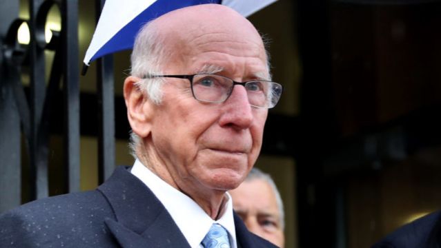 Manchester United And England Great Sir Bobby Charlton Dies Aged 86
