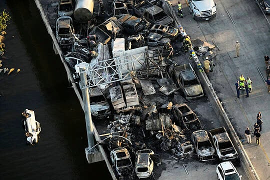 ‘Super Fog’ Near New Orleans Blamed For Crashes That Killed At Least Seven