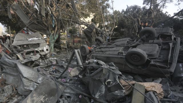 Israel Steps Up Bombardment Of Gaza Strip