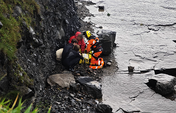 Roscommon Herald — Woman and dog airlifted to safety after being cut off by rising tide in Clare