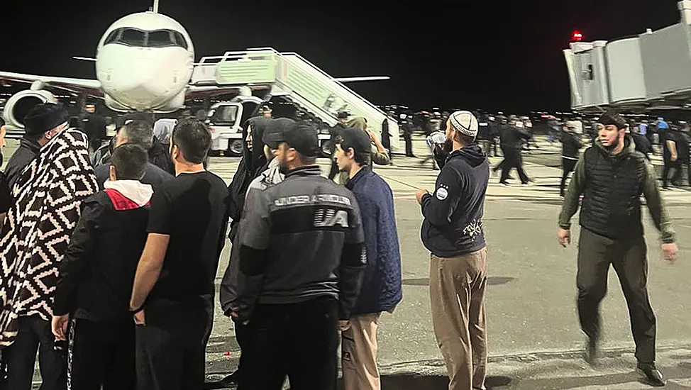 Putin Calls Meeting After Mob Storms Airport Looking For Israelis On Plane