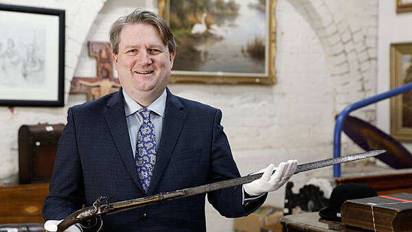 Kildare Nationalist — Sword pistol linked to 1689 Siege of Derry sells for £40,000 at auction - Vimarsana News