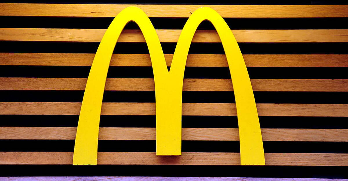 Appeal for information on two men after rodents thrown into McDonald's restaurants - Vimarsana News