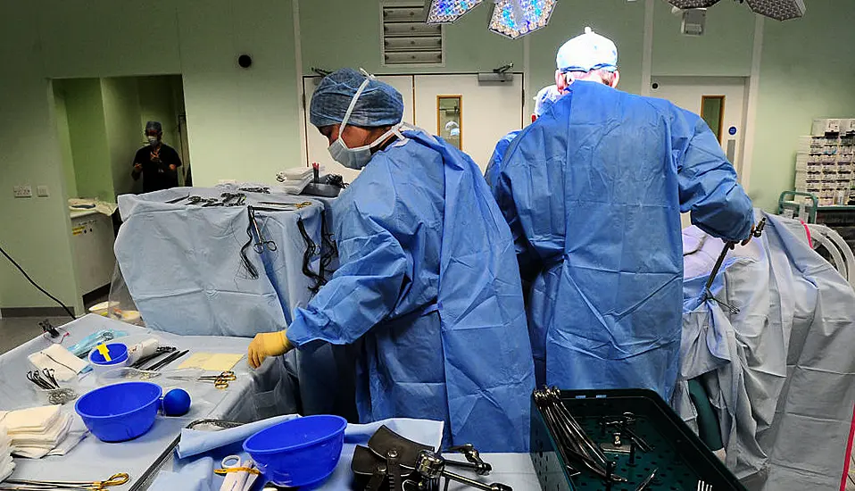 Surgeons Perform Simultaneous Caesarean And Ovary Removal To Cut Cancer Risk