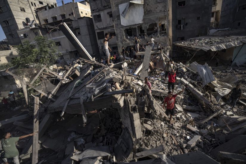 Israeli Warplanes Hit Maghazi Refugee Camp In Gaza Leaving At Least 33 Dead