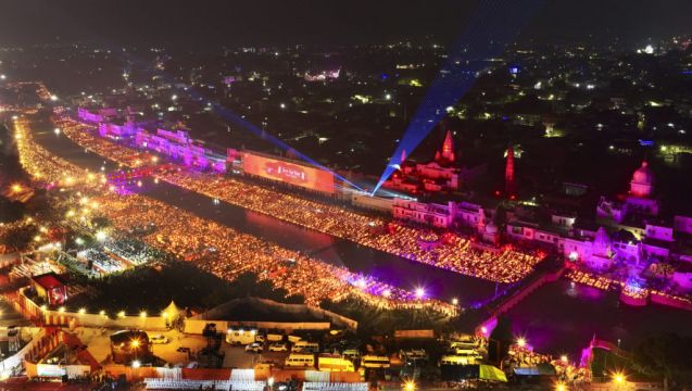 Indians Set World Record Celebrating Diwali