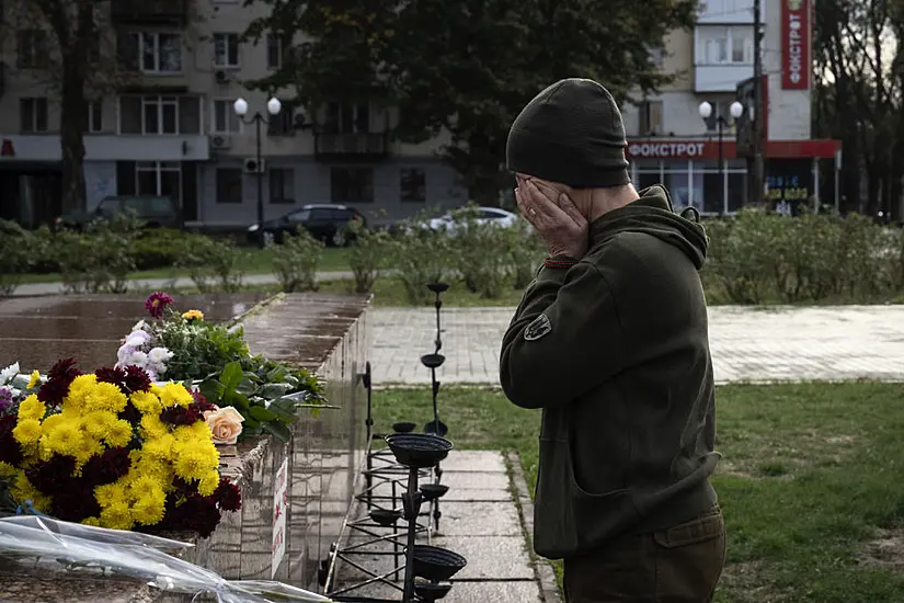 Russia Ramps Up Attacks On Key Cities In Eastern Ukraine