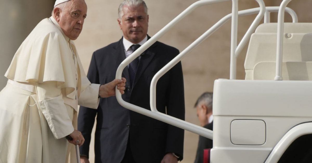 Vatican plans to replace car fleet with electric vehicles in Volkswagen deal