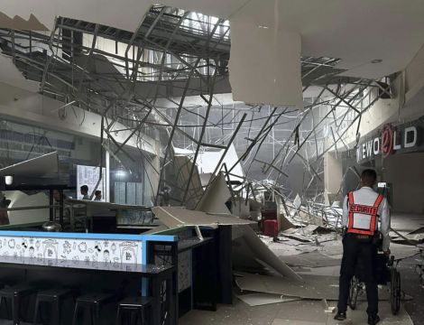 Ceilings Collapse At Shopping Centres As Earthquake Hits Southern Philippines