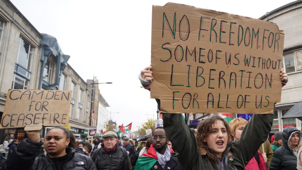 Pro-Palestinian Protesters Demand Ceasefire Outside Starmer’s Constituency Office
