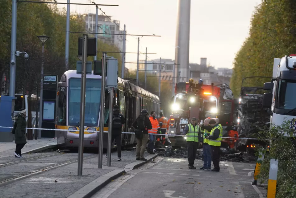 Dublin riots aftermath: Photos show trail of destruction as clean-up ...