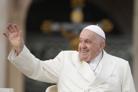 Pope Francis Has Hospital Check-Up After Coming Down With Flu