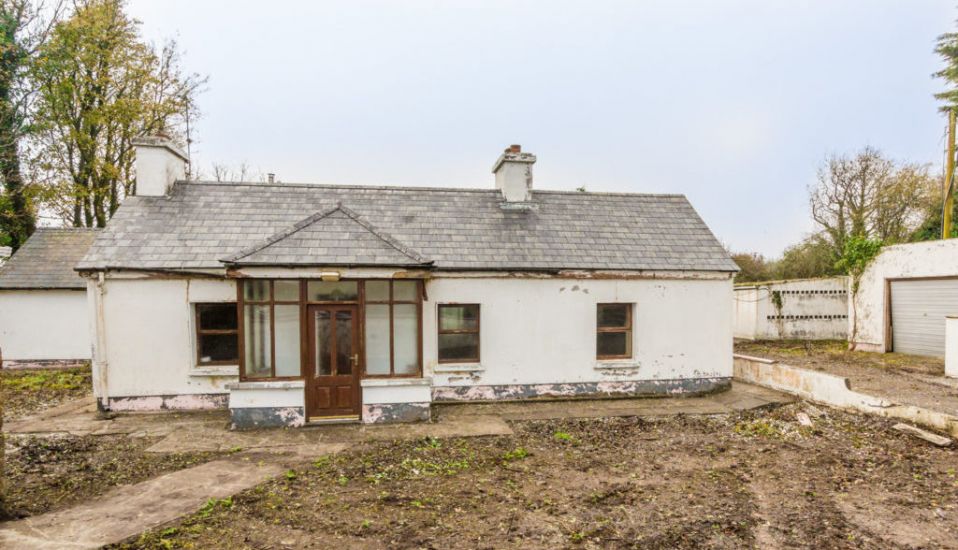 Bungalow Bliss? Galway Fixer-Upper On The Market For €70,000