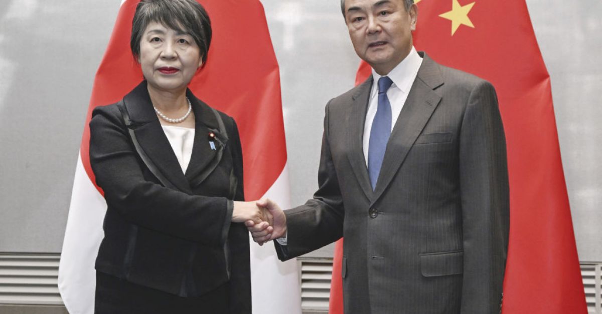 Върхови дипломати от Япония и Китай се срещнаха за двустранни