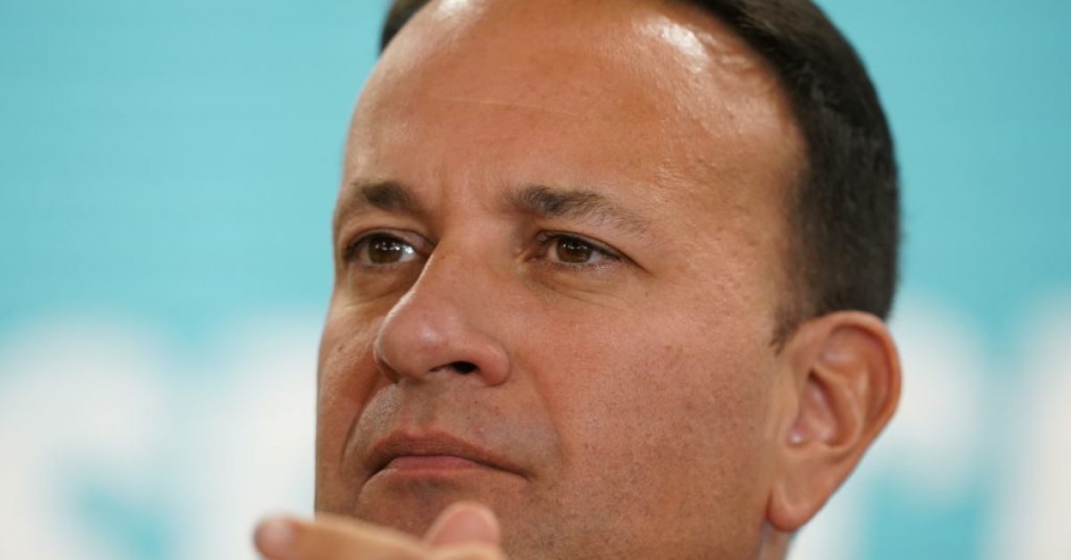 Government focused on keeping ‘decent gap’ between pay and jobseeker’s support, says Varadkar