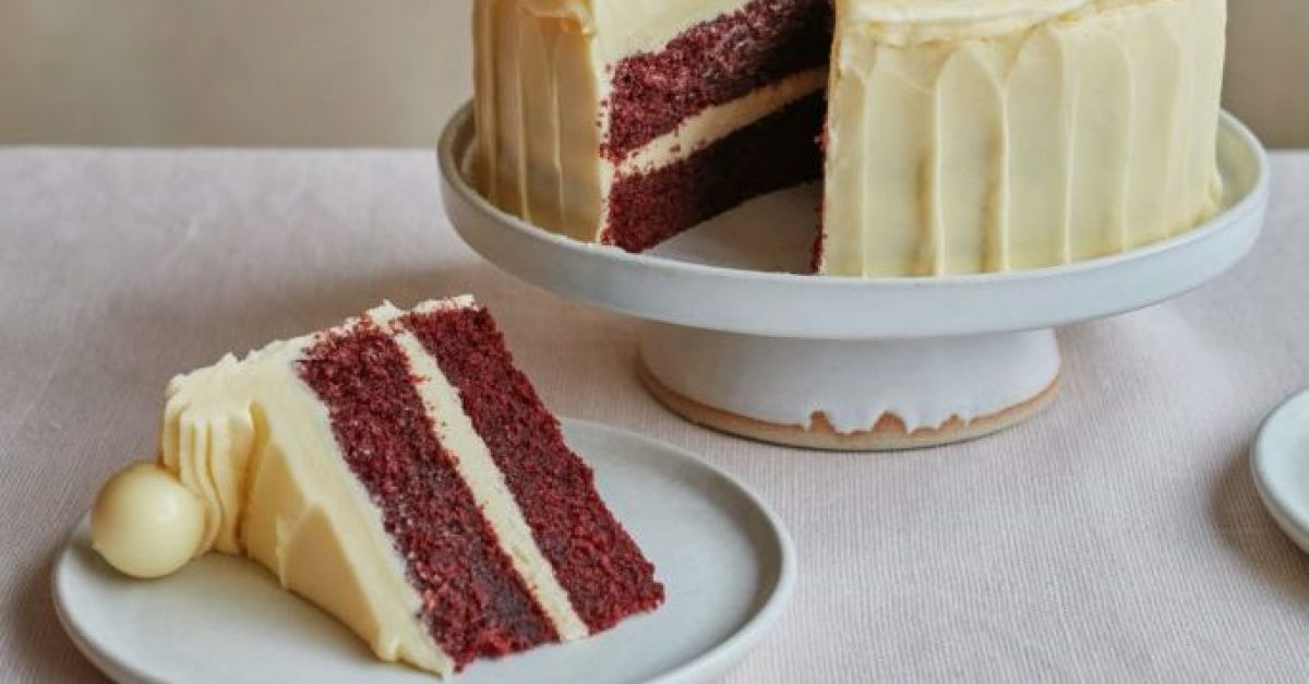 Впечатляваща, но лесна торта“, така емблематичната телевизионна готвачка Мери Бери
