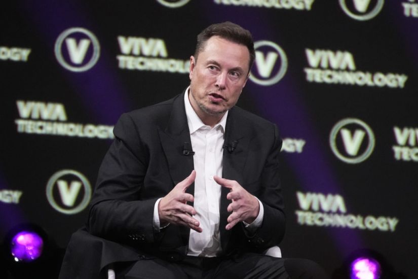 Musk Swears At Firms ‘Trying To Blackmail With Money’ And Says ‘Don’t Advertise’