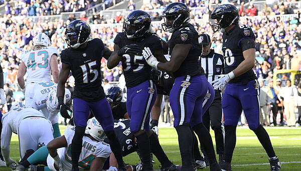 Carlow Nationalist — Baltimore clinch AFC North title and top seed in play-offs with Miami mauling - Vimarsana News