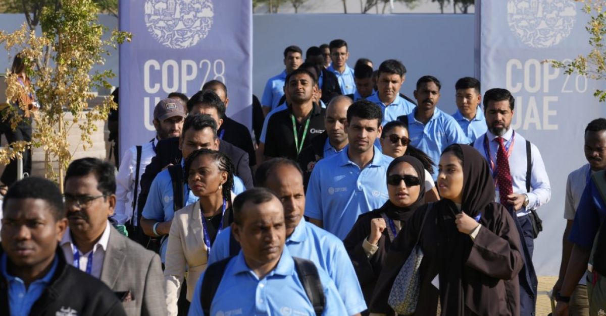 Развиващите се нации притискат богатия свят да се бори с изменението на климата на срещата на върха Cop28