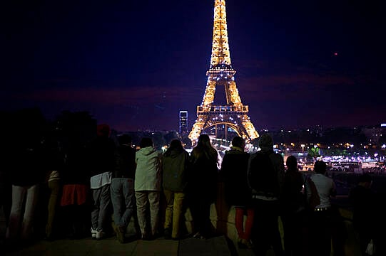 Police In Paris Arrest Man Who Killed One Person And Injured Two More