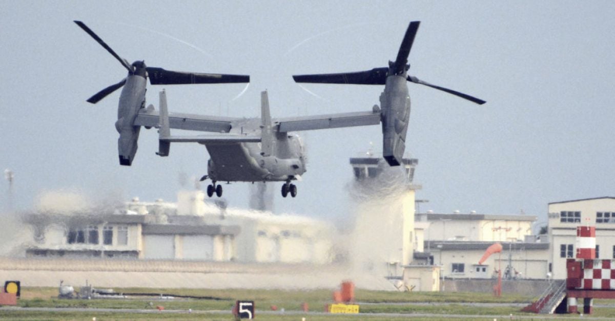 Американските военни обявиха че приземяват всичките си хеликоптери Osprey V 22