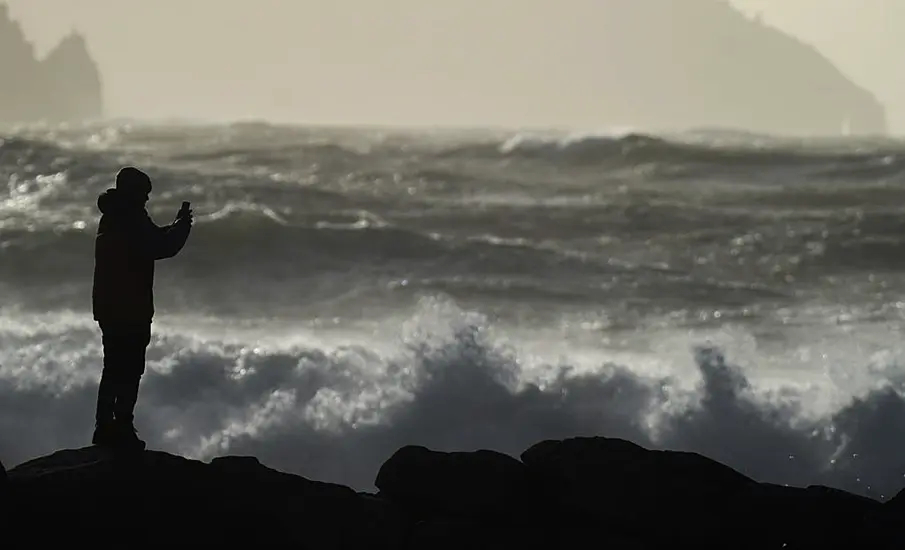 Storm Gerrit: Met Éireann Issues New Alerts With Unsettled Weather To Last Until New Year