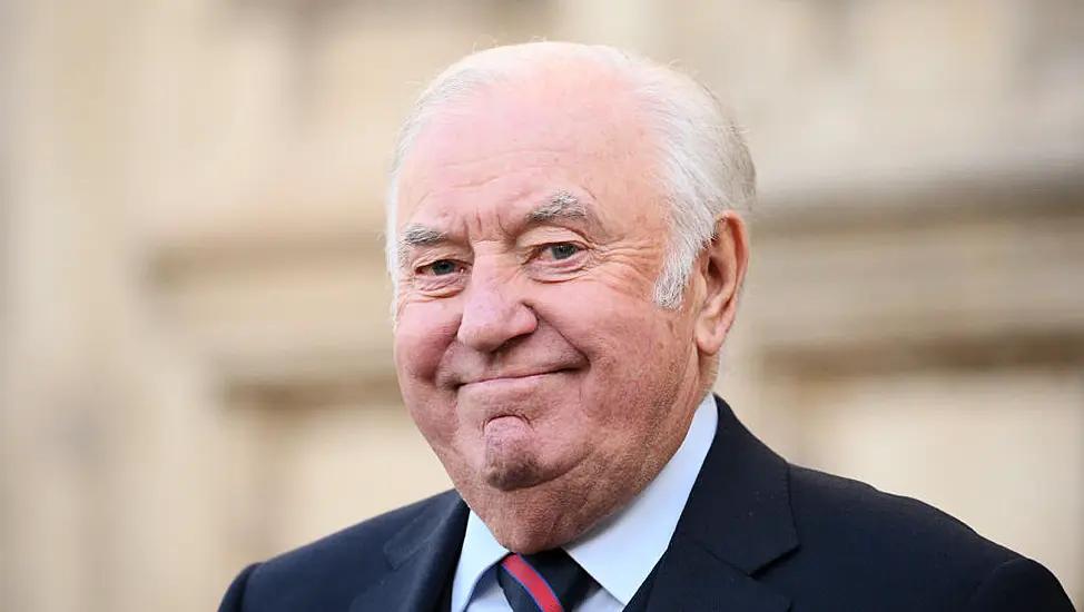 Comedian Jimmy Tarbuck Fined For Driving Offences, Court Documents Show