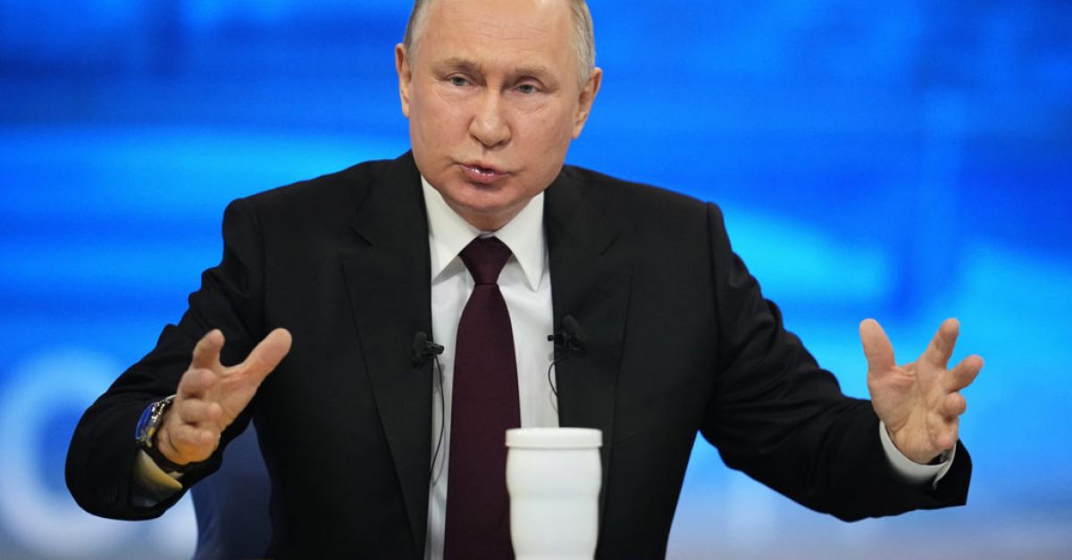 Руският президент Владимир Путин започна своята пресконференция в края на