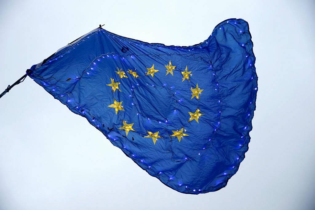 European Union agrees to open membership negotiations with Ukraine