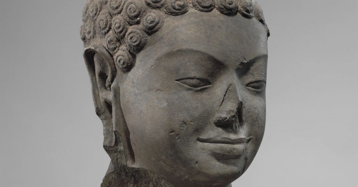 Нюйоркският музей ще върне древни скулптури, откраднати от Камбоджа и Тайланд