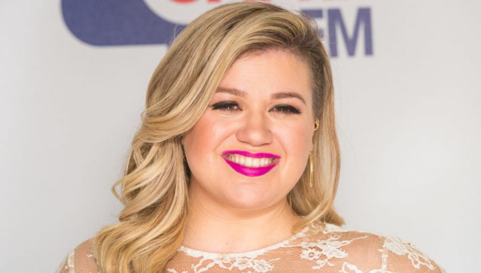 Us Singer Kelly Clarkson Scoops Top Prizes For Chat Show At Daytime Emmy Awards