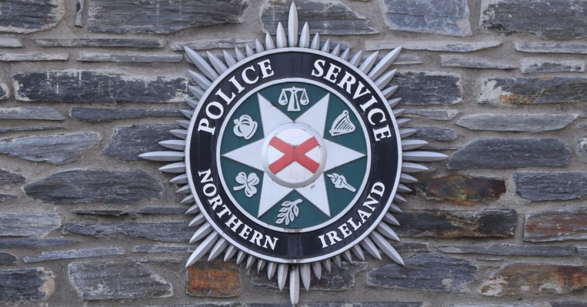 Тръбна бомба избухна пред дома в Белфаст