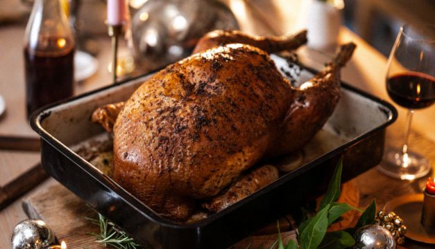 How To Carve Your Turkey Like A Pro This Christmas