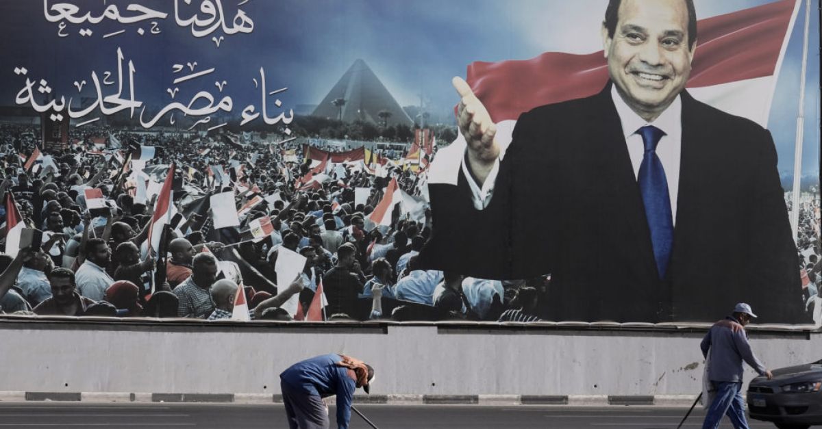 Египетският президент Абдел Фатах ал Сиси който управлява с неоспорима хватка