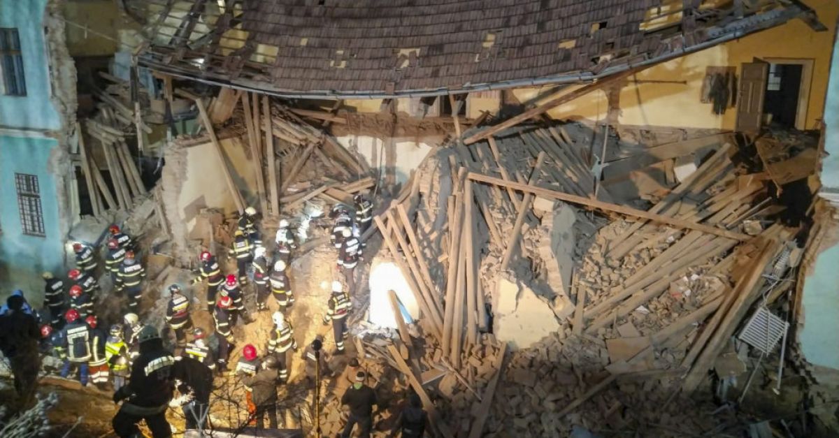 Сграда на интернат се срути частично в Румъния в понеделник