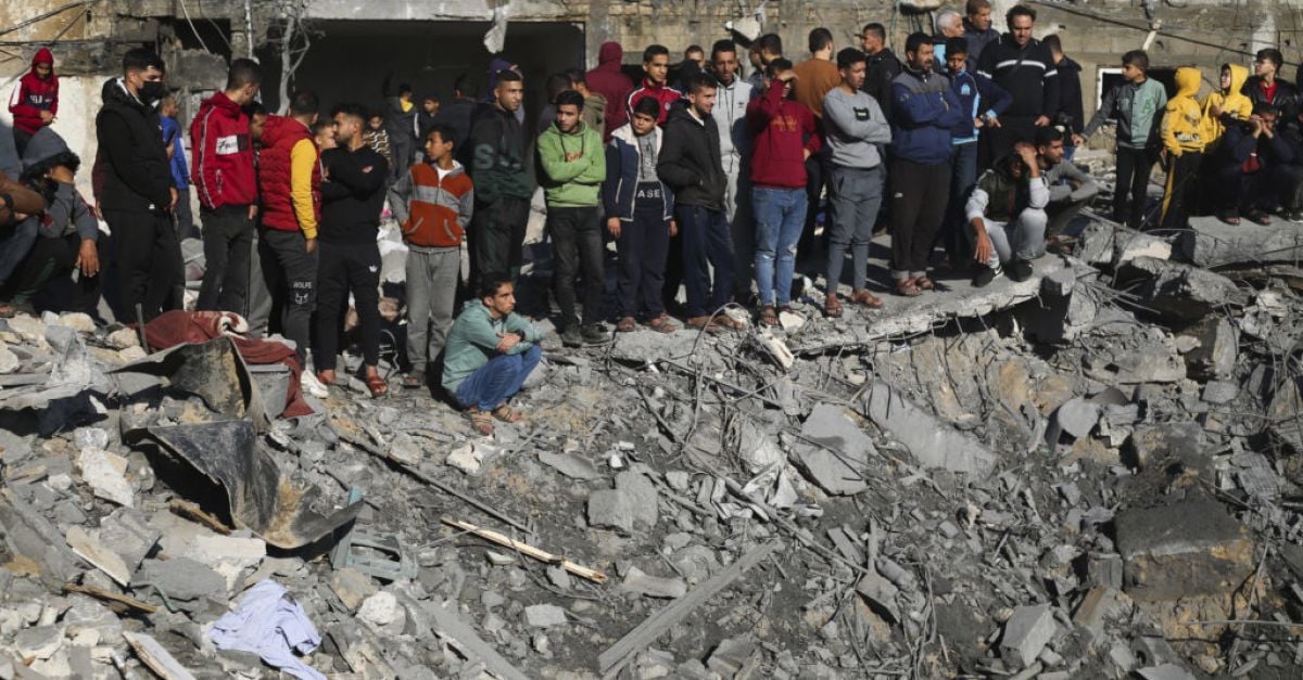Израелските удари убиха най малко 28 палестинци в южната част на