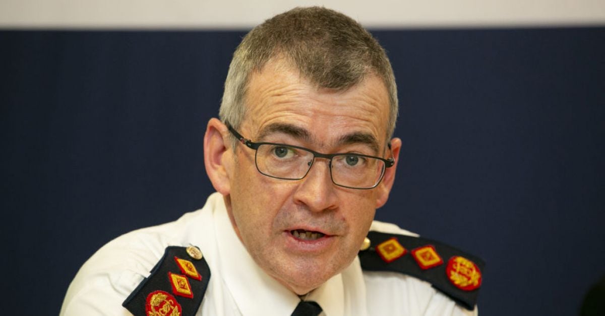 Комисарят на Garda посочи нарастваща загриженост около политическия екстремизъм Дрю Харис