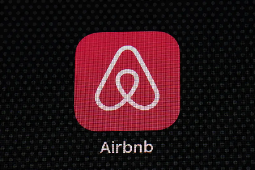 Airbnb Admits Misleading Australian Customers By Charging In Us Dollars