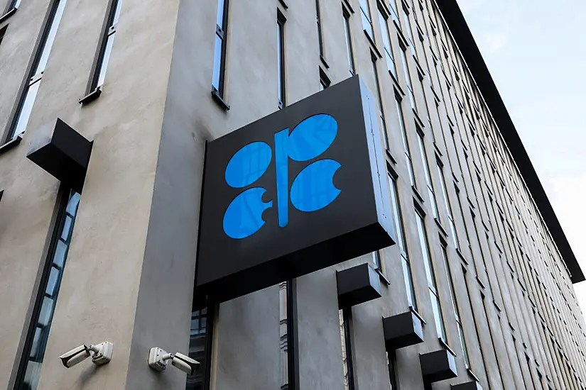 Angola Leaves Opec Over Lower Oil Production Quotes