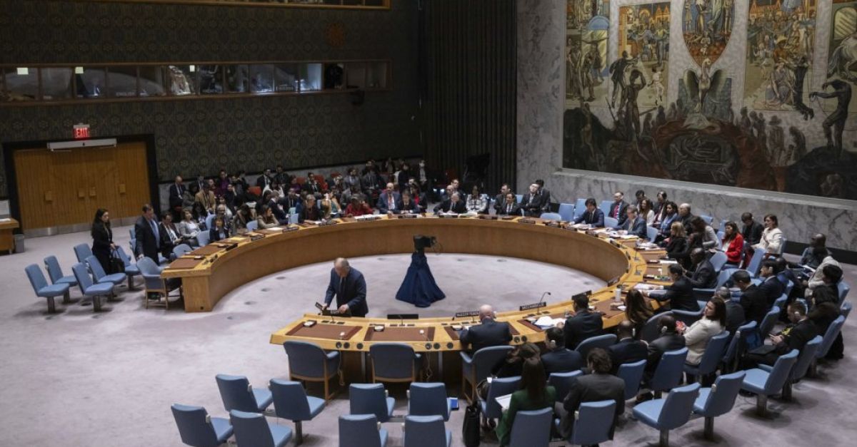 ООН одобри резолюция за помощ за Газа без призив за спиране на военните действия