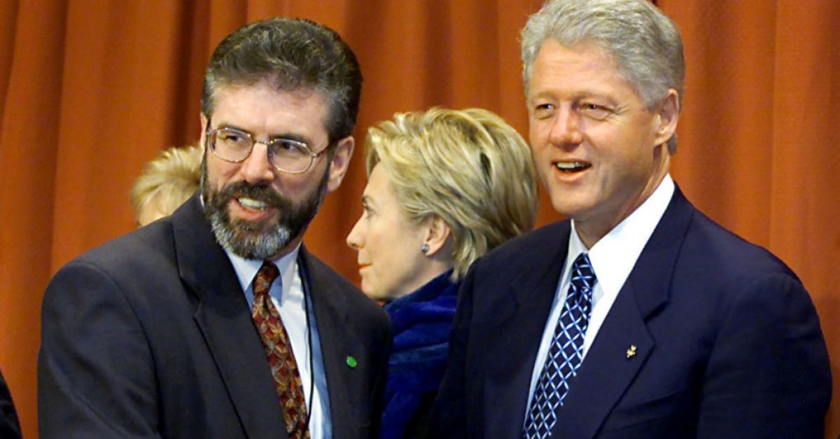 Бил Клинтън и Гери Адамс имаха кръгов спор на високопоставена